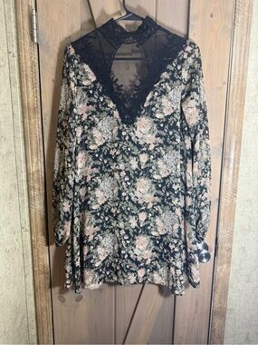 Long Sleeve Floral Lace-Trim Dress in Black and Blush